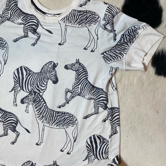 Jane & Delancey Zebra Novelty Black White Pullover T-shirt - Picture 6 of 9